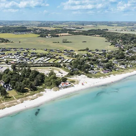 30443-odder-svalevej-9 Semesterbostad *